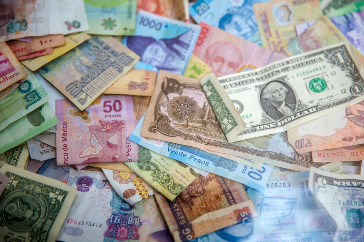 International banknotes and currency bills